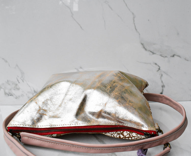 Vivi Cracked White/Cracked Gold Crossbody