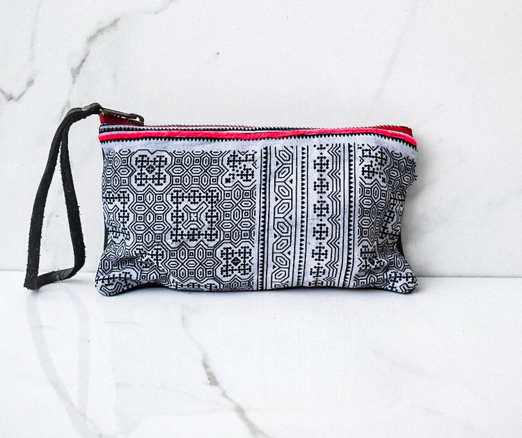 Stainglass Clara Clutch in Black Leather