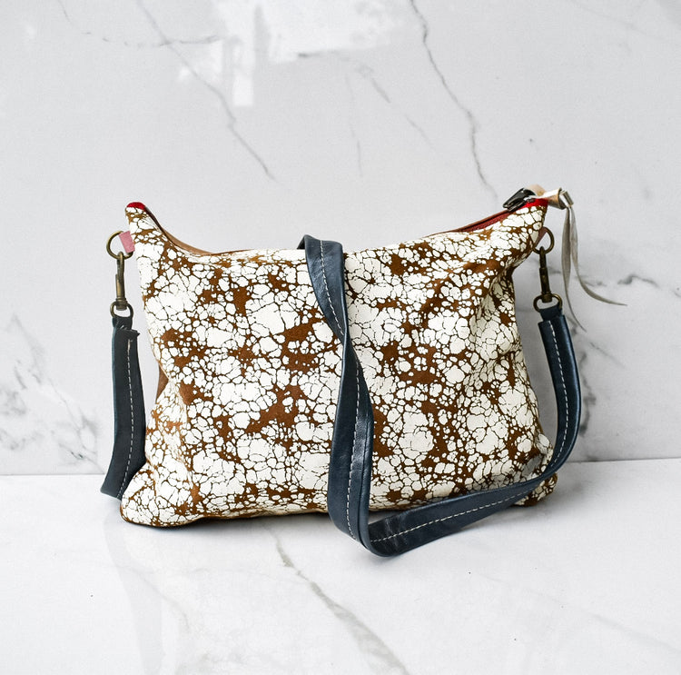 Vivi Cracked White/Bronze Crossbody