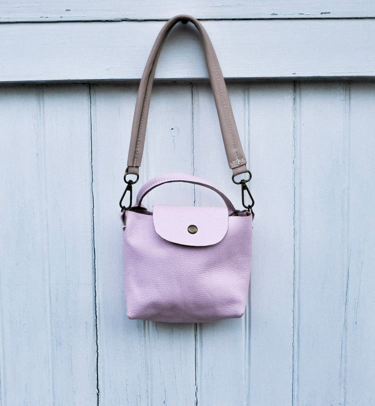 Bubblegum Lilly Pocket Messenger Pouch