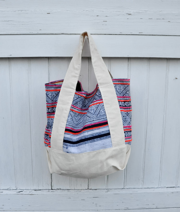 Mini Stainglass Beach Tote