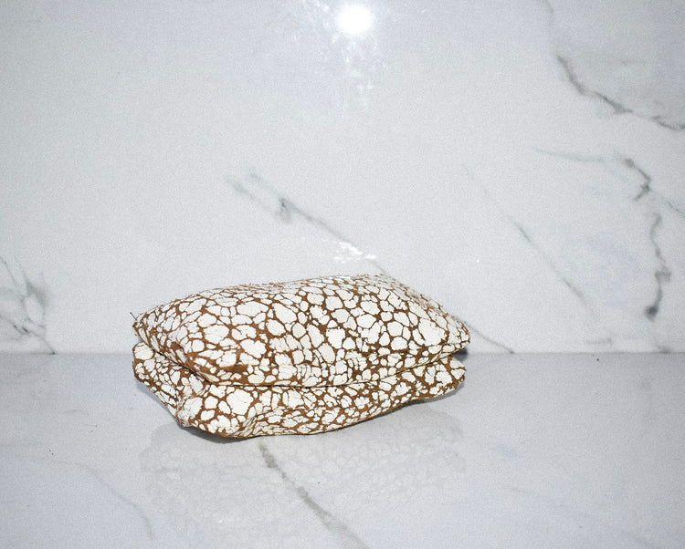 Winnie Cracked White Wallet