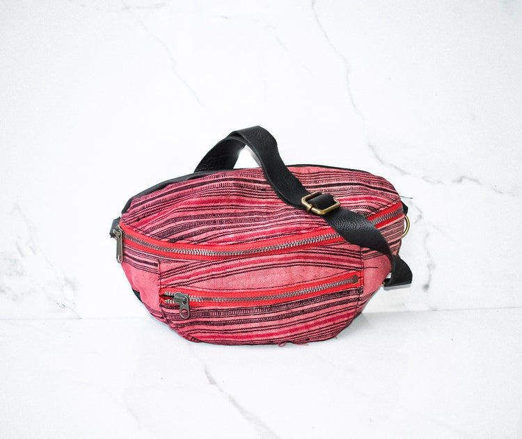 Fanny Pack- Aquinnah Pink in Black Leather