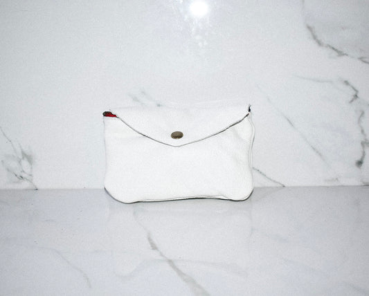 Winnie White Wallet
