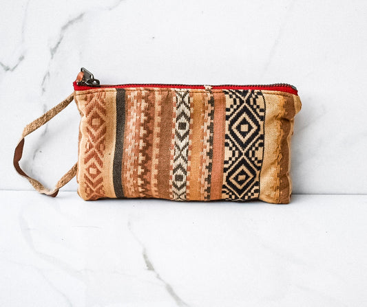 Indira Clara Clutch