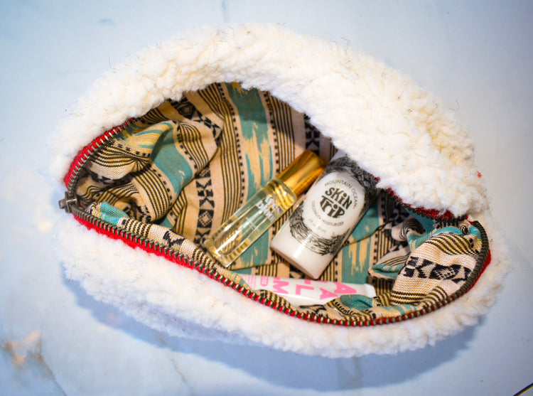 Carly Cosmetic Clutch in Sherpa White