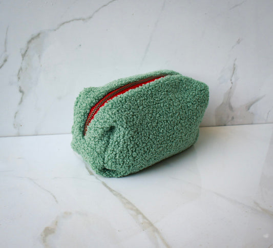 Carly Cosmetic Clutch in Sherpa Pine