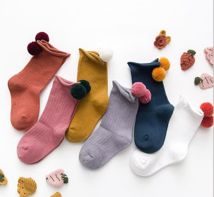Mama Siesta- Pom Pom Socks