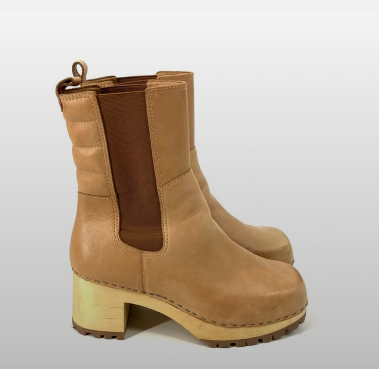 Justina Boot
