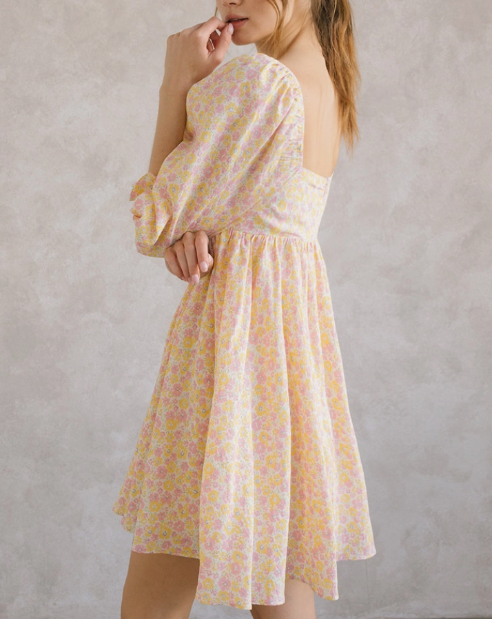 Storia- Peach Floral Puff Sleeve Dress