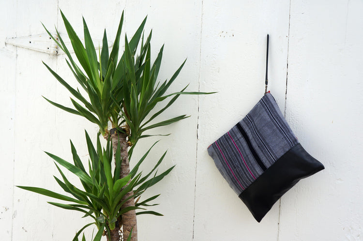 Aquinnah Grey Large Clutch in Black Leather